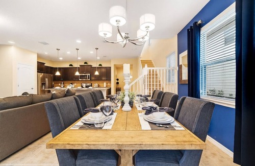 Four Corners House | Beautiful 5BDR w/4.5 bath, private pool & resort access