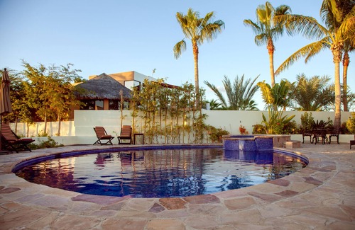 Cabo Bello Villa | BEAUTIFUL 6 BEDROOM VILLA WITH PRIVATE POOL