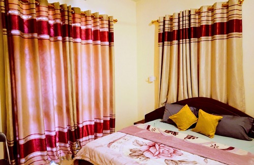 Tema Hotel | Beautiful ambiance and serene environment. Beautiful scenery and Greener. visit!