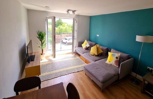 High Barnet Apartment | beautiful and convenient 2 bedroom flat - North London