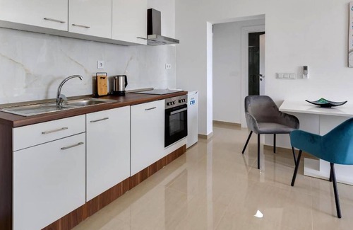 Starigrad Apartment | Beautiful and modern apartment with stunning sea views.