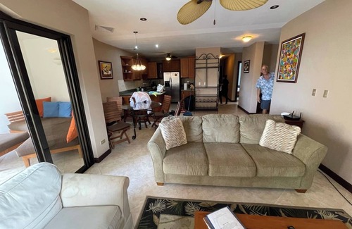 Barrio Los Faroles Apartment | Beautiful and quiet 3BR condo in an ocean front property