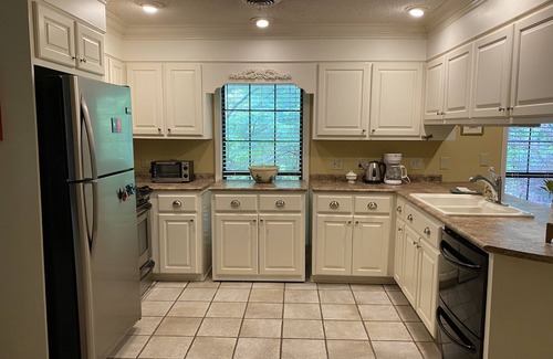 Oxford House | Beautiful and quiet older neighborhood with easy access to the square and campus