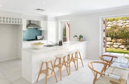 Seaforth House | Beautiful and Spacious Family Home With Swimming Pool