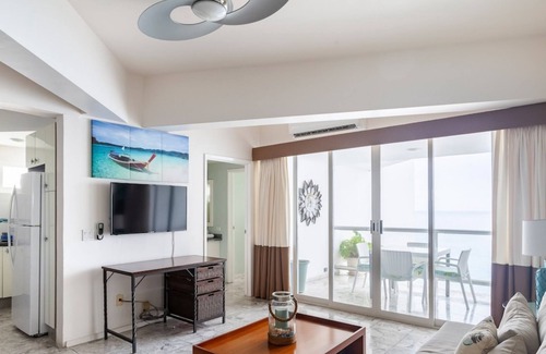 Club Deportivo Apartment | Beautiful apartment in front of the sea (pet friendly)
