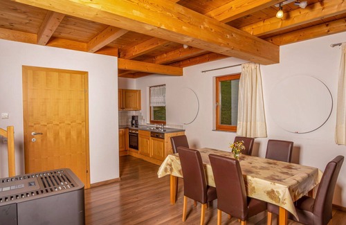 Eben im Pongau House | Beautiful apartment in villa for 12 guests with WIFI, TV and terrace