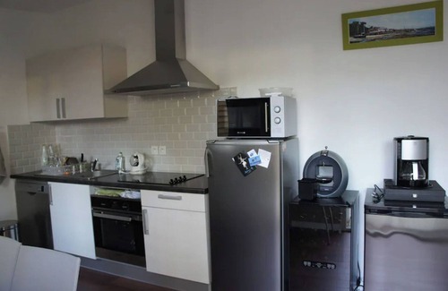 Piraillan Apartment | Beautiful apartment with large terrace in Piraillan Lège Cap Ferret