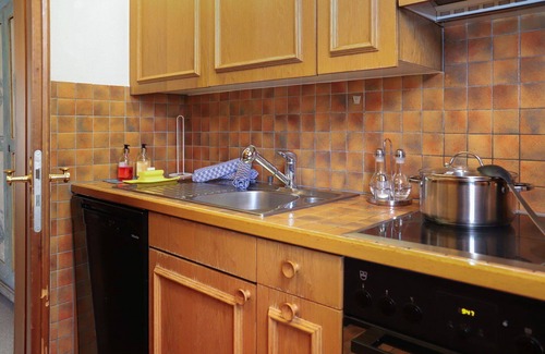 Sils-Maria Apartment | Beautiful apartment for 6 people with WIFI, TV, balcony and pets allowed