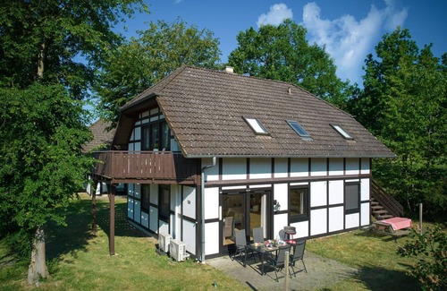 Feriendorf Frankenau House | Beautiful apartment in villa for 4 people with A/C, WIFI, TV and terrace