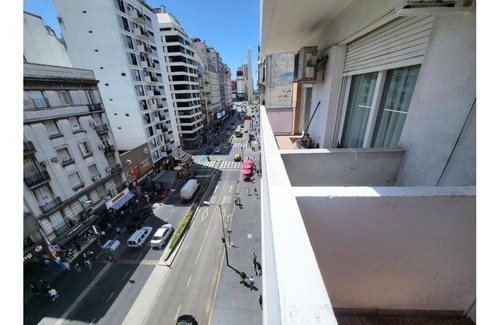 San Nicolas Apartment | Beautiful apartment with balcony overlooking Corrientes Avenue and view of the Obelisk.