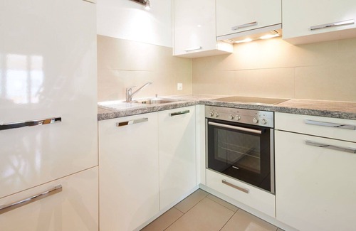 Heremence Apartment | Beautiful apartment for 8 guests with WIFI, TV, balcony and pets allowed