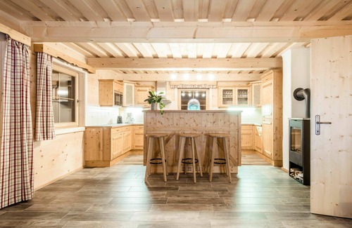 Mitterberg-Sankt Martin House | Beautiful apartment in villa for 18 guests with pool, WIFI, TV, terrace and pets allowed