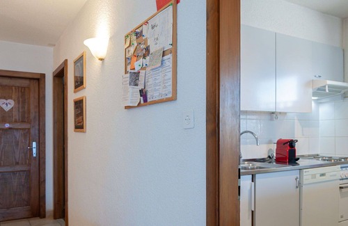 Salins Apartment | Beautiful apartment for 6 people with WIFI, TV and balcony