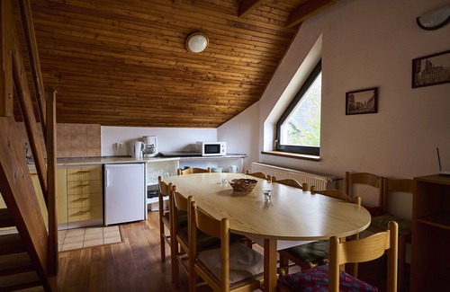 Harrachov Apartment | Beautiful apartment for 10 guests with WIFI, TV, balcony and pets allowed
