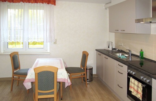 Eilenburg Apartment | Beautiful apartment for 3 guests with WIFI, TV, patio and pets allowed