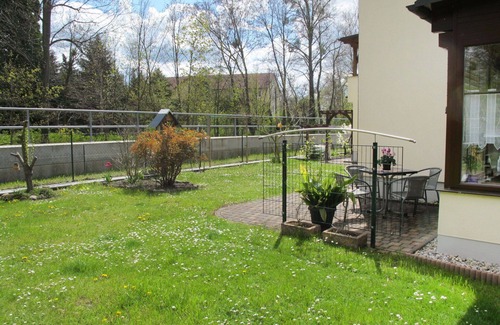 Eilenburg Apartment | Beautiful apartment for 3 guests with WIFI, TV, patio and pets allowed