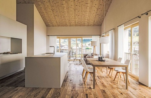 Savognin Apartment | Beautiful apartment for 4 people with WIFI, TV, balcony, panoramic view and parking