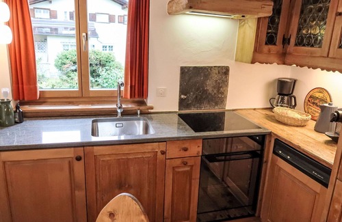 Flims Apartment | Beautiful apartment for 6 guests with WIFI, TV, balcony and panoramic view