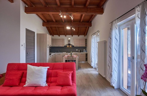 Stazzona Apartment | Beautiful apartment for 6 guests with pool, hot tub, WIFI, TV and terrace