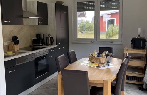 Wustrow Apartment | Beautiful apartment for 6 guests with WIFI, TV, terrace, pets allowed and parking