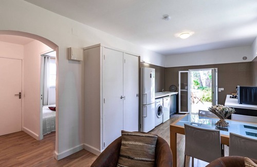 Cervione Apartment | Beautiful apartment for 4 guests with A/C, WIFI, TV, terrace, pets allowed and panoramic view