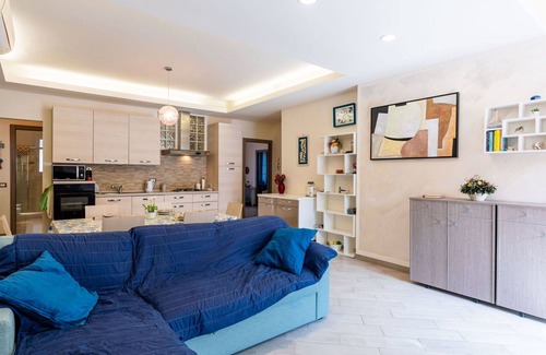 Ceriale Apartment | Beautiful apartment for 6 people with A/C, WIFI and terrace