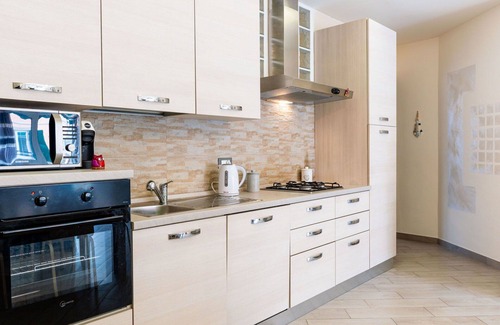 Ceriale Apartment | Beautiful apartment for 6 people with A/C, WIFI and terrace