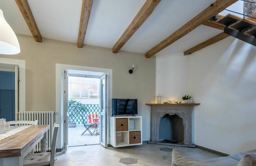 Omegna Apartment | Beautiful apartment for 4 people with WIFI, TV, terrace and pets allowed