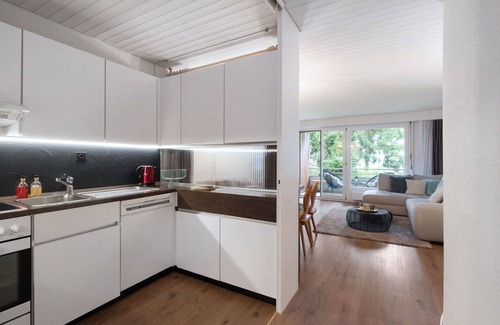 Davos-Dorf Apartment | Beautiful apartment for 4 people with WIFI, TV, balcony and pets allowed