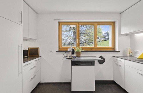 Parpan Apartment | Beautiful apartment for 6 guests with WIFI, TV and balcony