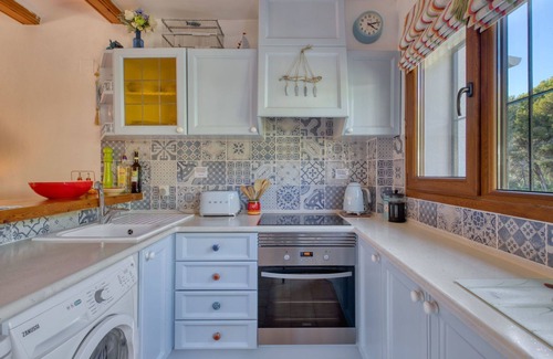 Jesus Pobre Apartment | Beautiful apartment for 3 guests with WIFI, pool, TV and terrace