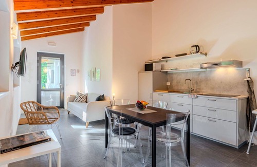 Dervio Apartment | Beautiful apartment for 4 people with A/C, pool, WIFI, TV and patio