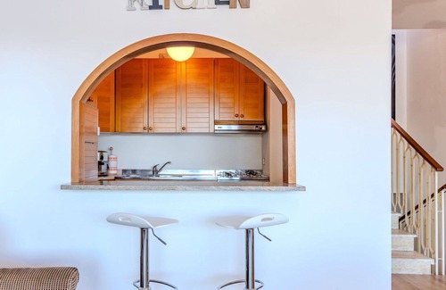 Ispra Apartment | Beautiful apartment for 4 guests with A/C, WIFI, TV and terrace