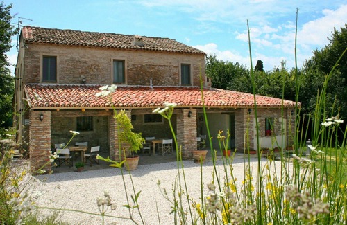 Granarola Apartment | Beautiful apartment for 2 guests with WIFI, A/C, pool, TV, patio and pets allowed