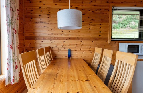 East Lewiston House | Beautiful apartment in villa for 6 guests with WIFI, TV, patio and panoramic view