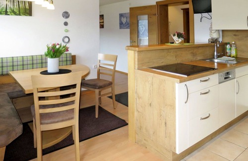 Radstadt Villa | Beautiful apartment in villa for 7 people with WIFI, TV, patio and pets allowed