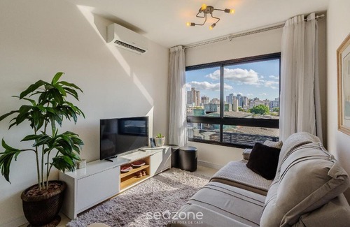 Azenha Apartment | Beautiful apartment in condo with pool RPF0605