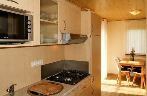 Bad Emstal House | Beautiful apartment in villa for 4 guests with WIFI, pool, TV, terrace and pets allowed