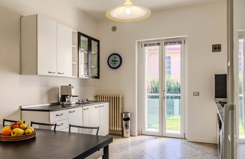 Dervio Villa | Beautiful apartment in villa for 6 people with WIFI, A/C, TV, patio and pets allowed