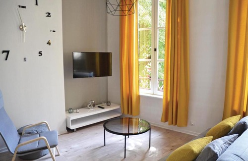 Saumur Apartment | Beautiful apartment in Saumur with 1 Bedrooms and WiFi