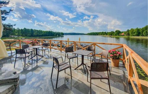 Barczewo Apartment | Beautiful Apartment In Tumiany