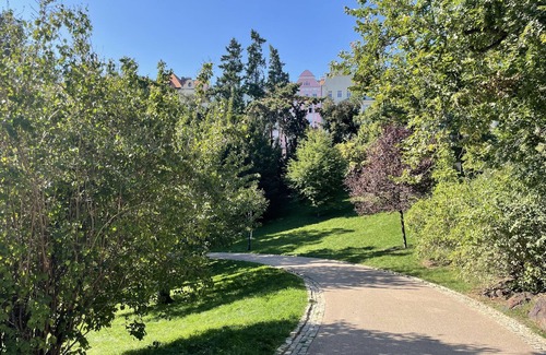 Vrsovice Apartment | Beautiful apartment near historic city centre