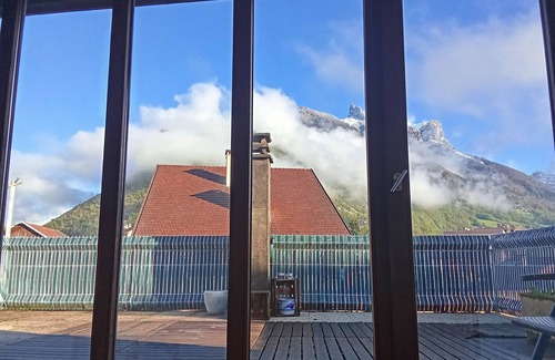 Faverges-Seythenex Apartment | Beautiful apartment with garden between lake and mountain