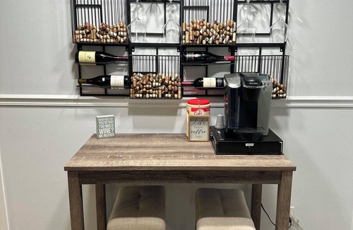 Gunter Afs House | Beautiful backyard and cozy interior has everything you need and is pet friendly