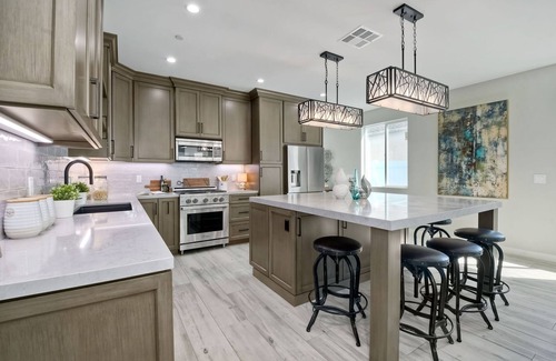 Imperial Beach Condo | Beautiful Beach Condo Steps to the Sand