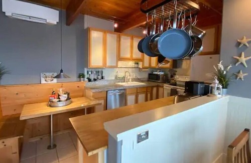 Camano Island House | Beautiful Beachfront Home on Camano Island