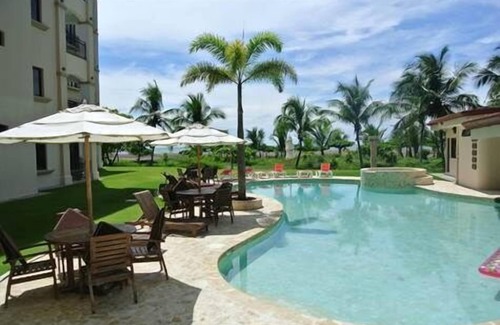 Barrio Los Faroles Condo | Beautiful Beachfront Ocean View Condo