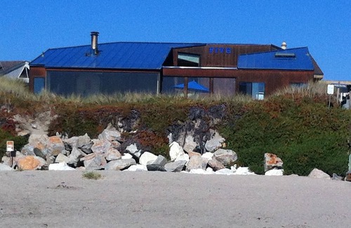 Watsonville House | Beautiful Beachfront Home for Gathering of Family & Friends