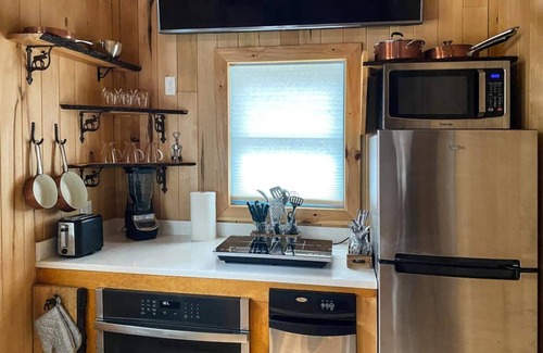 Warren Cabin | Beautiful brand new cabin one minute from Sugarbush Resort