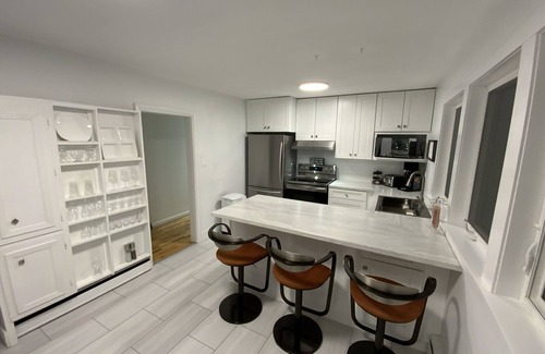 Charlottetown Apartment | Beautiful Brighton/Charlottetown; 1300 sq ft. apartment with AC and large deck.